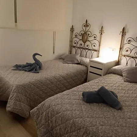 Carvajal 50 M Playa Apartment *